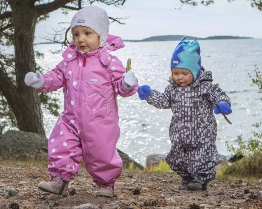 Finsk vinteralleder for børn (93 billeder): Vinterfluff Jumpsuit til piger, modeller fra Kerry, Reim, Hupe og Lassie 13297_36