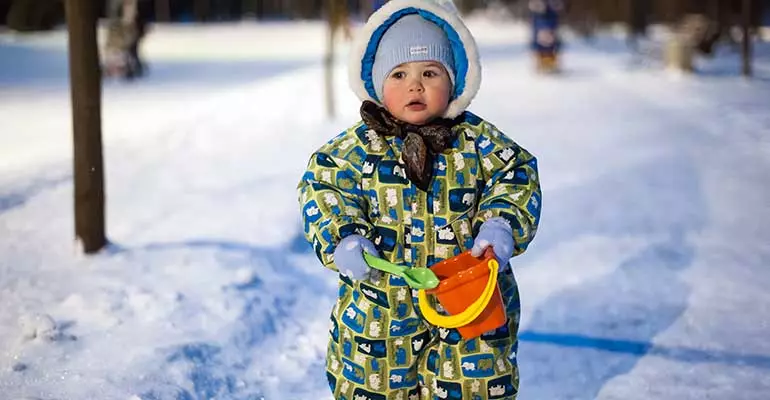 Finse winter oorpakke vir kinders (93 foto's): winter pluis jumpsuit vir meisies, modelle van Kerry, REIM, Hupe en Lassie 13297_57
