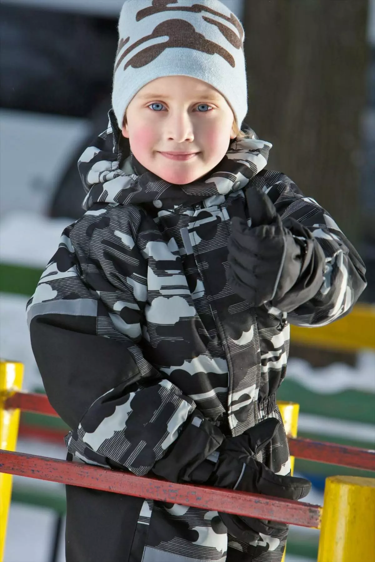Finsk vinteralleder for børn (93 billeder): Vinterfluff Jumpsuit til piger, modeller fra Kerry, Reim, Hupe og Lassie 13297_65
