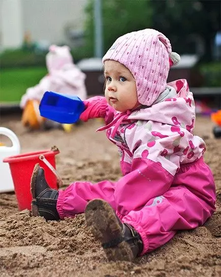 Finse winter oorpakke vir kinders (93 foto's): winter pluis jumpsuit vir meisies, modelle van Kerry, REIM, Hupe en Lassie 13297_70