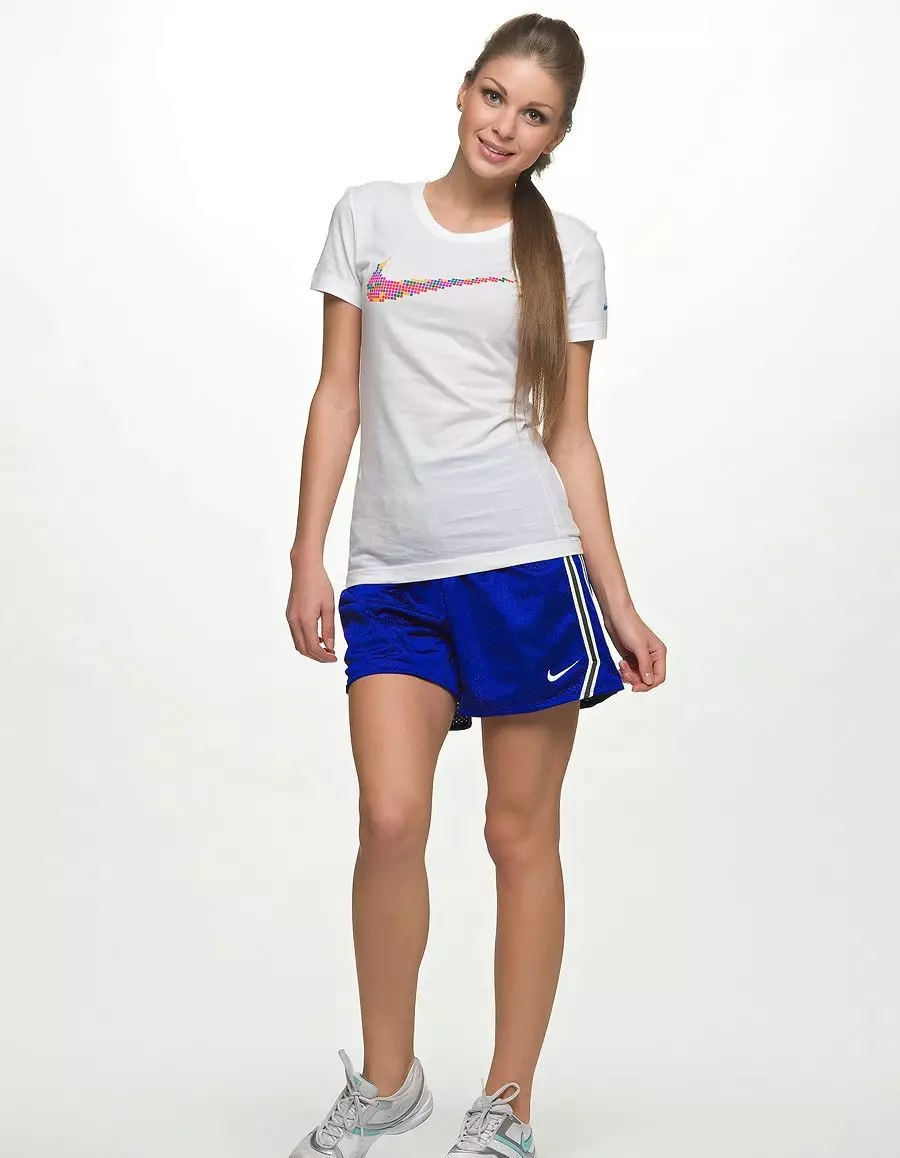 Nike Shorts (63 fotoj): Women's Dri Fit kaj Nike Pro Modeloj, kunpremo, sporta basketbalo kaj boksado, infanoj, mallongaj jupoj 13298_4