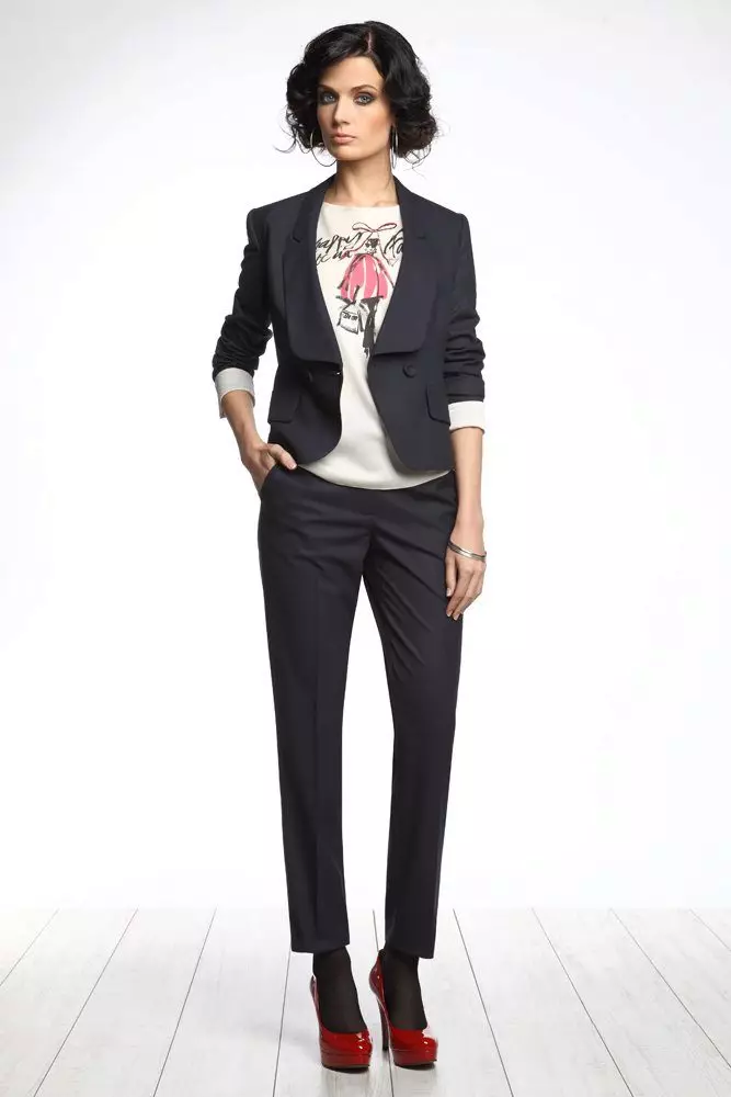 Female trouser evening costumes (85 photos): for full, wedding, elegant female trouser costume 13303_13