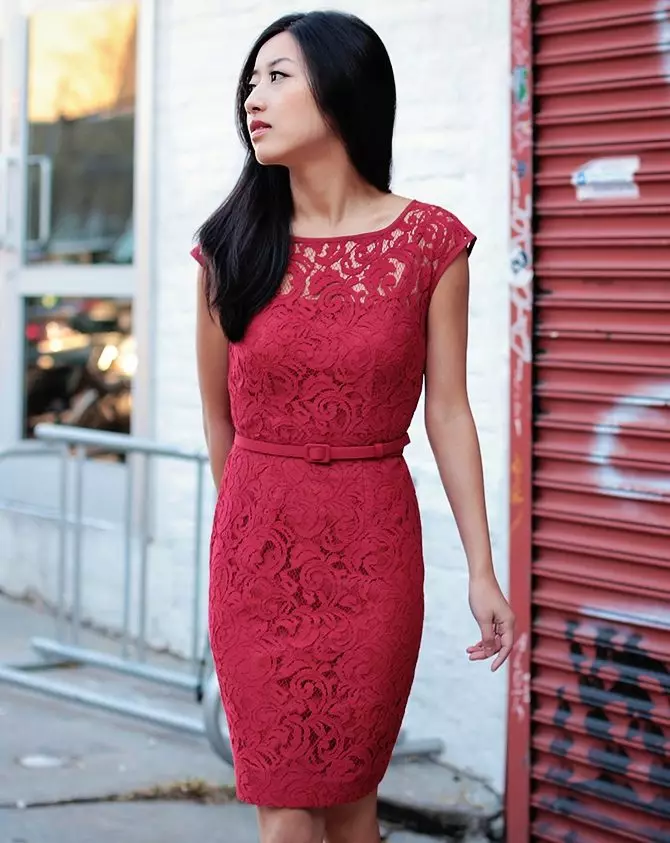 Lace Borgundy Dress On Corporate