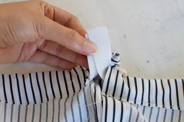 रबर बँड च्या stitching किनारी