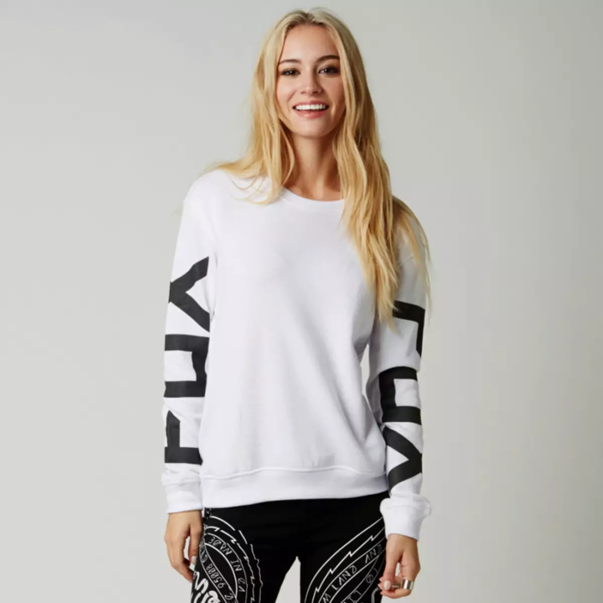 Sweatshirts Female (238 wêneyên): Fashion, Hoody, Mezinahiyên Mezin, Lightning, Long, Bomber, Spor, Germ 1339_27