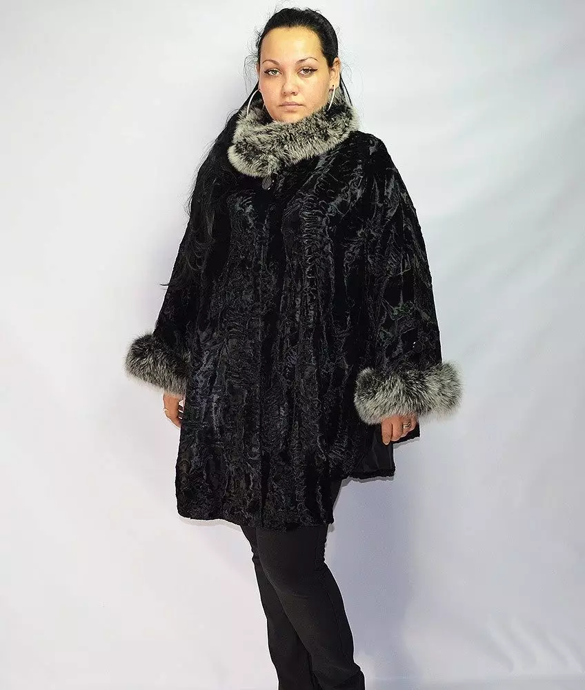 Poncho za kompletnu žene (50 slike): pleteni, zimske ženske velike veličine Pončo 13406_31