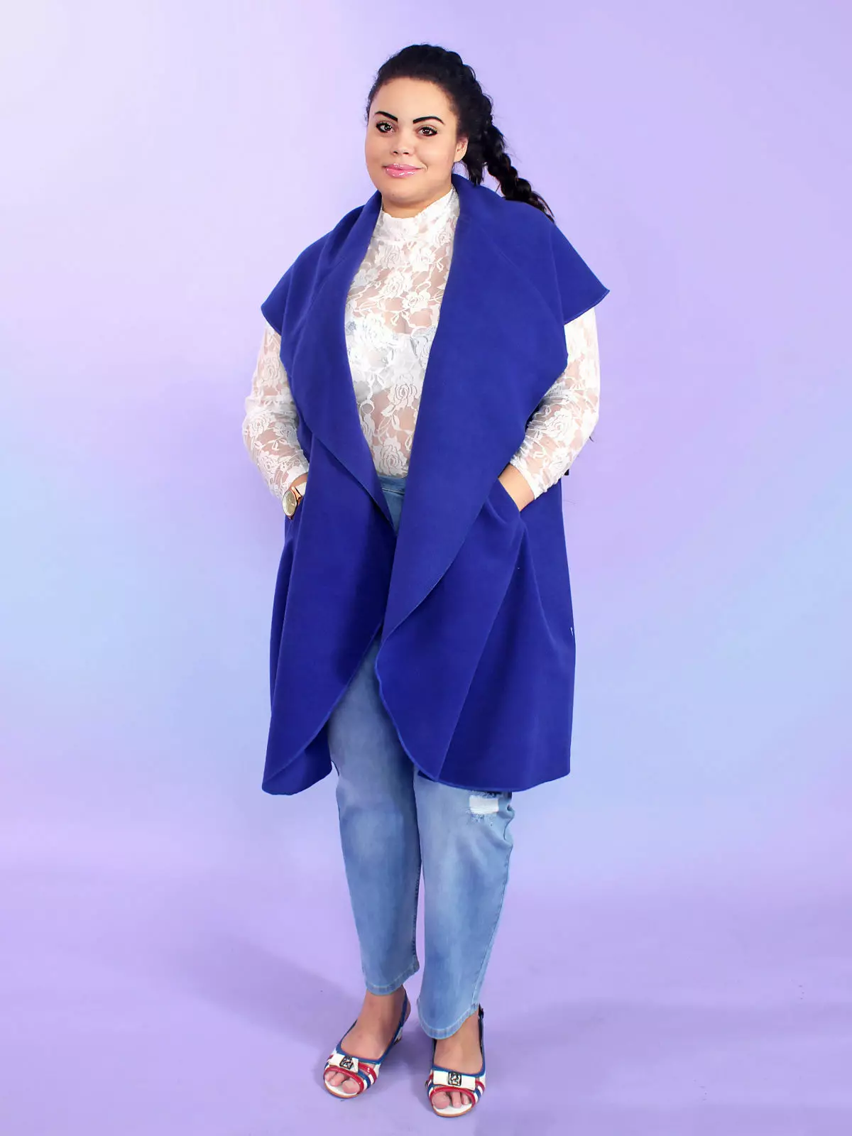 Áo khoác và ngủ kích thước lớn (60 ảnh): Dành cho phụ nữ hoàn chỉnh, áo khoác mùa đông ấm áp không có tay áo 13425_18
