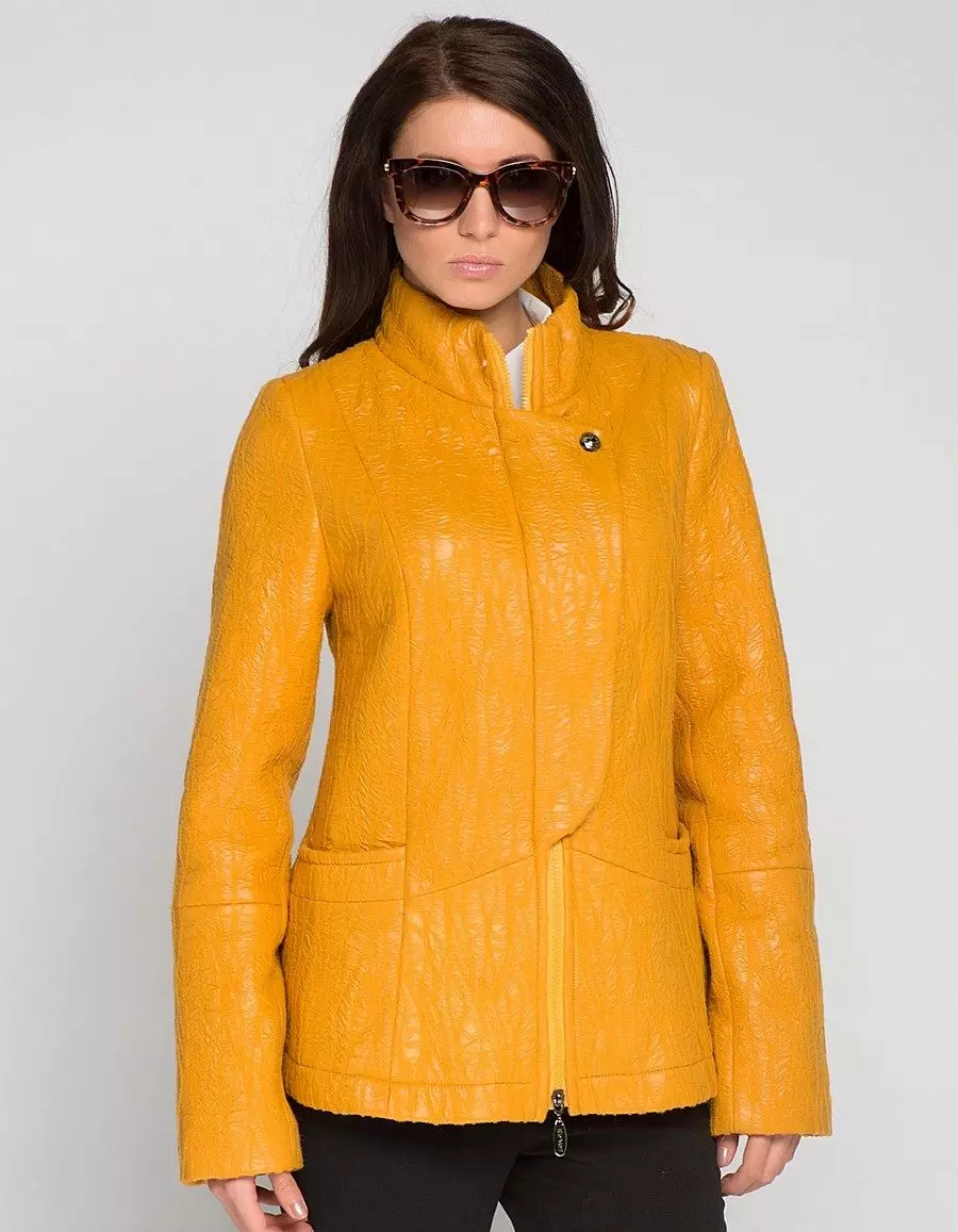 Jachete din piele de dimensiuni mari: cum de a alege femeile complete și ce să poarte cu 13426_2