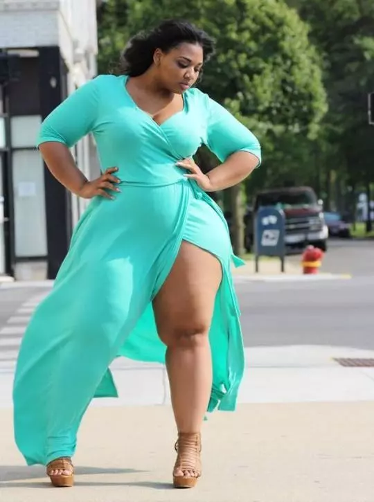 Lange zomer turquoise jurk met geur voor volledige vrouwen