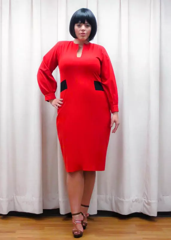 Sproeiende rode medium lengte jurk voor volledige vrouwen