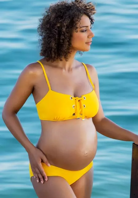 妊娠中の女性の水着（78写真）：プールのためのモデル、タンキーニ、フュージョンスポーツ 13456_54