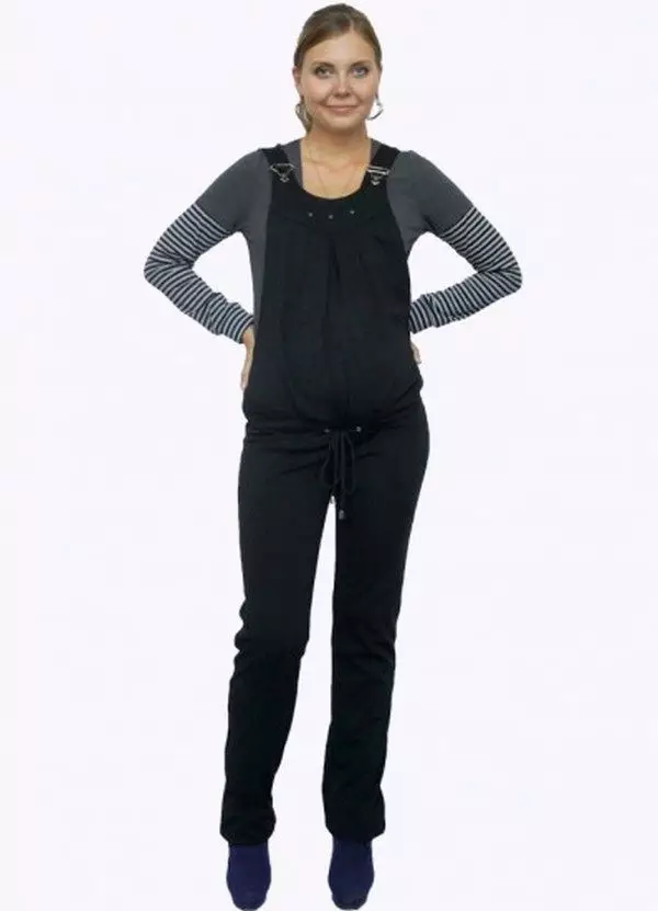 गर्भवती महिलाओं के लिए जंपसूट (7 9 फोटो): गर्म, मखमल और पतलून jumpsuit, स्कर्ट Jumpsuit, अर्द्ध चौग़ा 13457_44