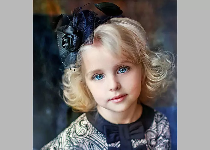 Фризуре за девојчице (54 фотографије): Дечији модели косе у стилу Канзашија и у облику круне за девојчице и тинејџере 13480_12