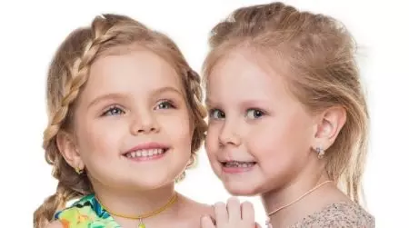 Chuỗi của trẻ em: mô hình bạc cho bé gái và trẻ em, làm thế nào để chọn chiều dài chuỗi bạc cho một đứa trẻ, 13481_29