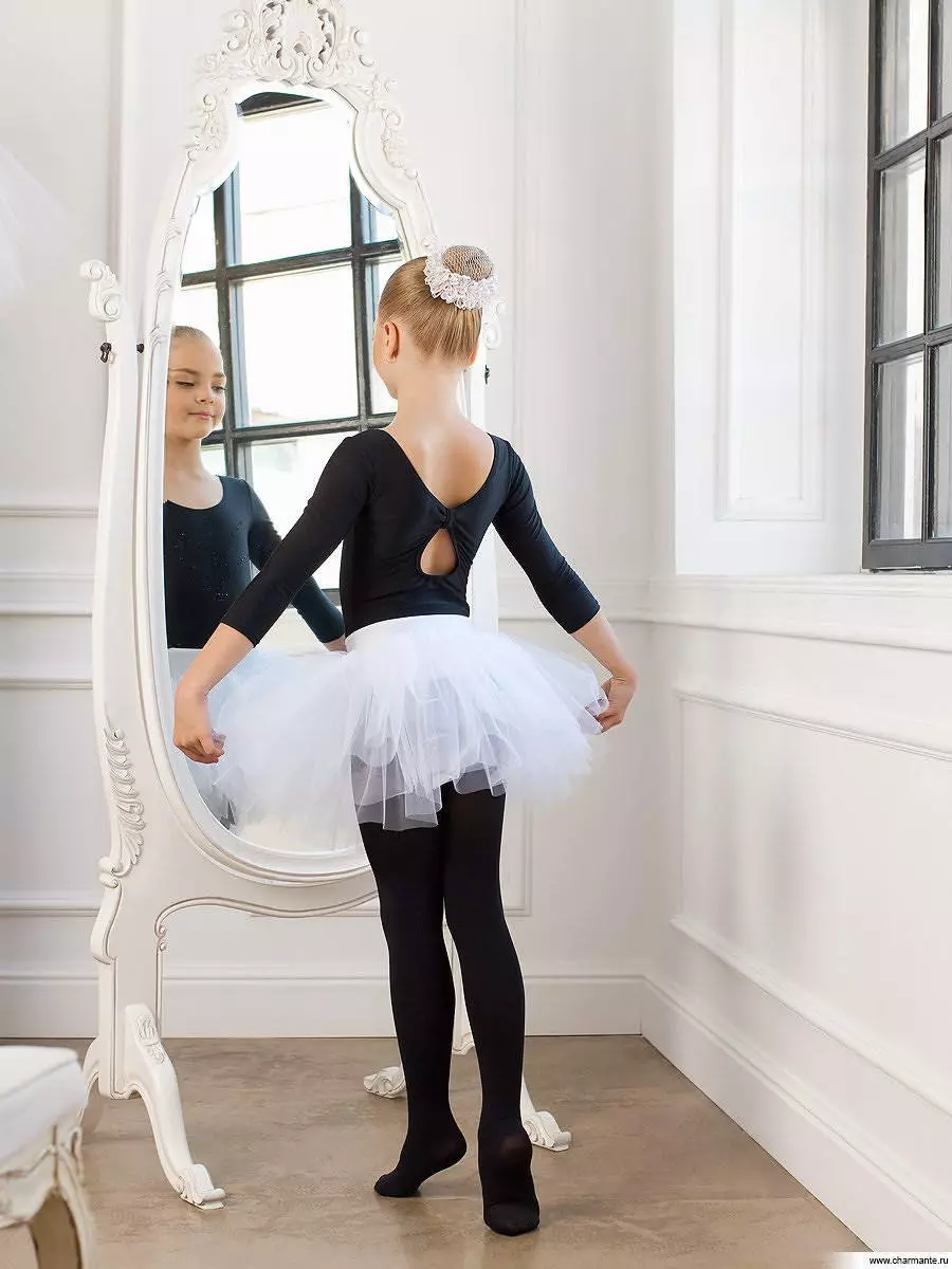 Costume de baie pentru copii pentru dansuri cu fusta (45 fotografii): Modele de dans pentru fete 13495_4