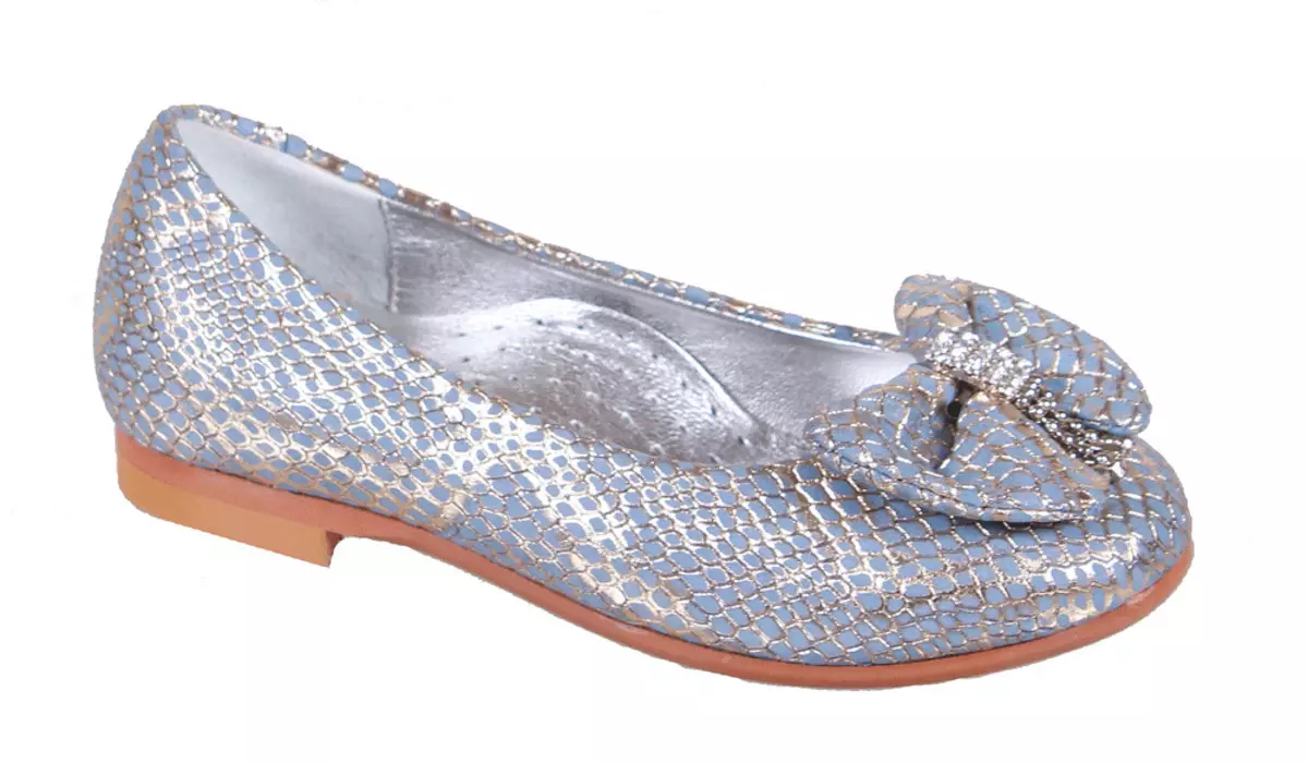Tiflani skoene (29 foto's): eienskappe van die materiaal en kleure van modelle van Typhlani 13503_28