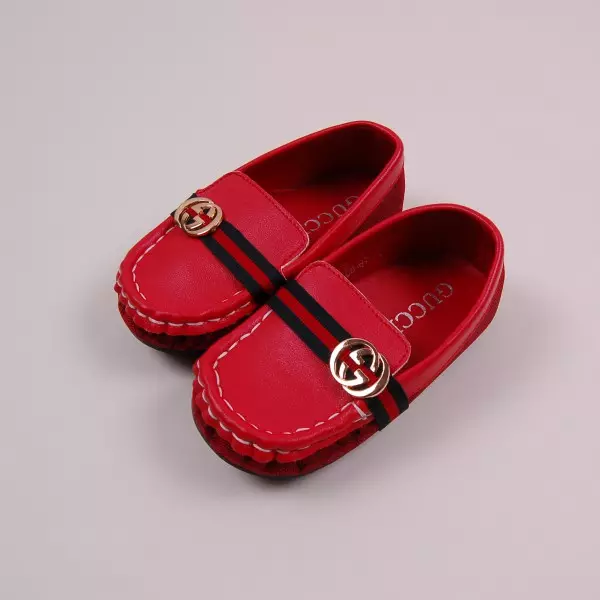 लड़कियों के लिए मोकासिन (76 फोटो): 9 और 10 साल के लिए बेबी, जूते कोटोफी किशोर 13516_2