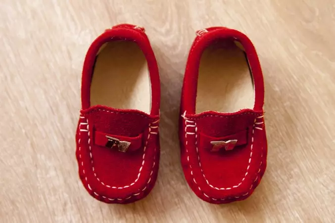 Moccasins for Girls (76 foto): Bayi selama 9 dan 10 tahun, sepatu Kotofey remaja 13516_31