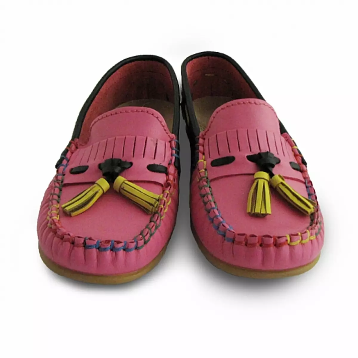 Moccasins për vajzat (76 foto): foshnja për 9 dhe 10 vjet, këpucë kotofey adoleshencë 13516_36