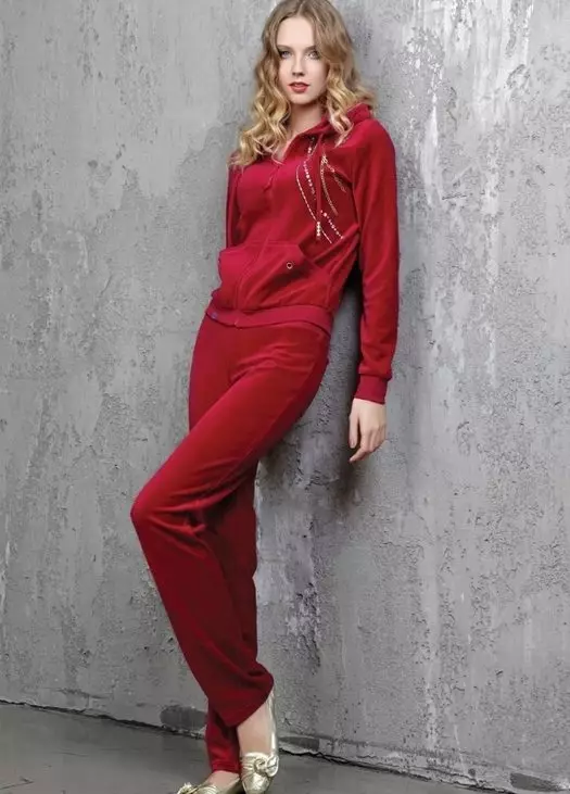 Women's Velor Suit (92 foto's): Branded Home Passing from Velor, Grutte grutte en foar famkes, fan Nicicc Club, Juicy Couture 1352_10