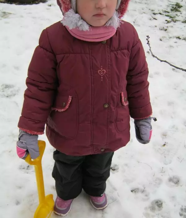Vinter støvler Kotofey (77 bilder): Barnas modeller for jenter, membran for vinteren, demisk sesong, dimensjonale mesh og vurderinger 13540_2