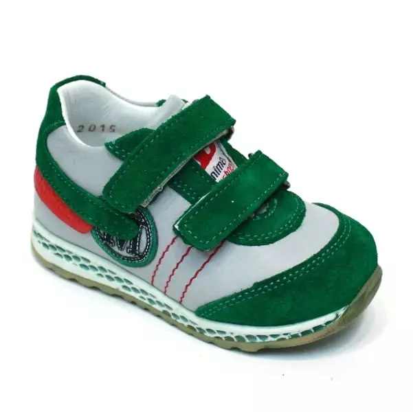 Sneakers minimi (18 foto): Caratteristiche e vantaggi delle scarpe per bambini dal famoso marchio 13548_13