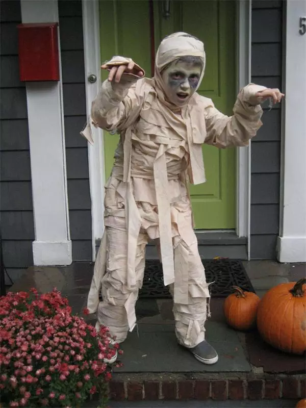 Halovīni uzvalks bērniem (65 fotogrāfijas): visvairāk oriģināls bērnu apģērbs Halloween, idejas meitenei 13554_5