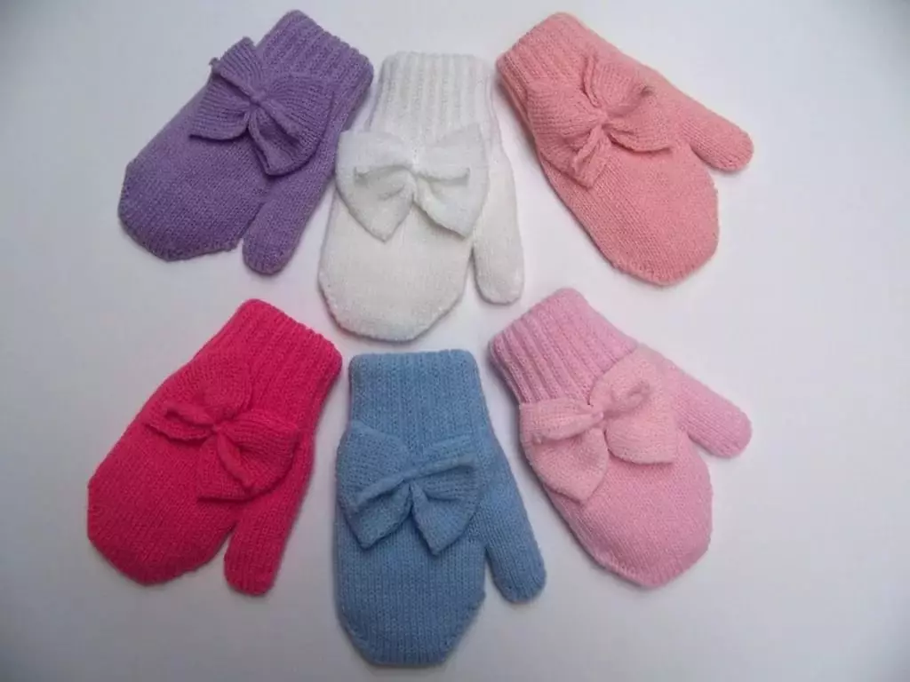 Anak-anak Mittens (127 Foto): Model Tahan Air Musim Dingin untuk Anak Perempuan, Ukuran Tabel untuk Anak-anak 13564_113