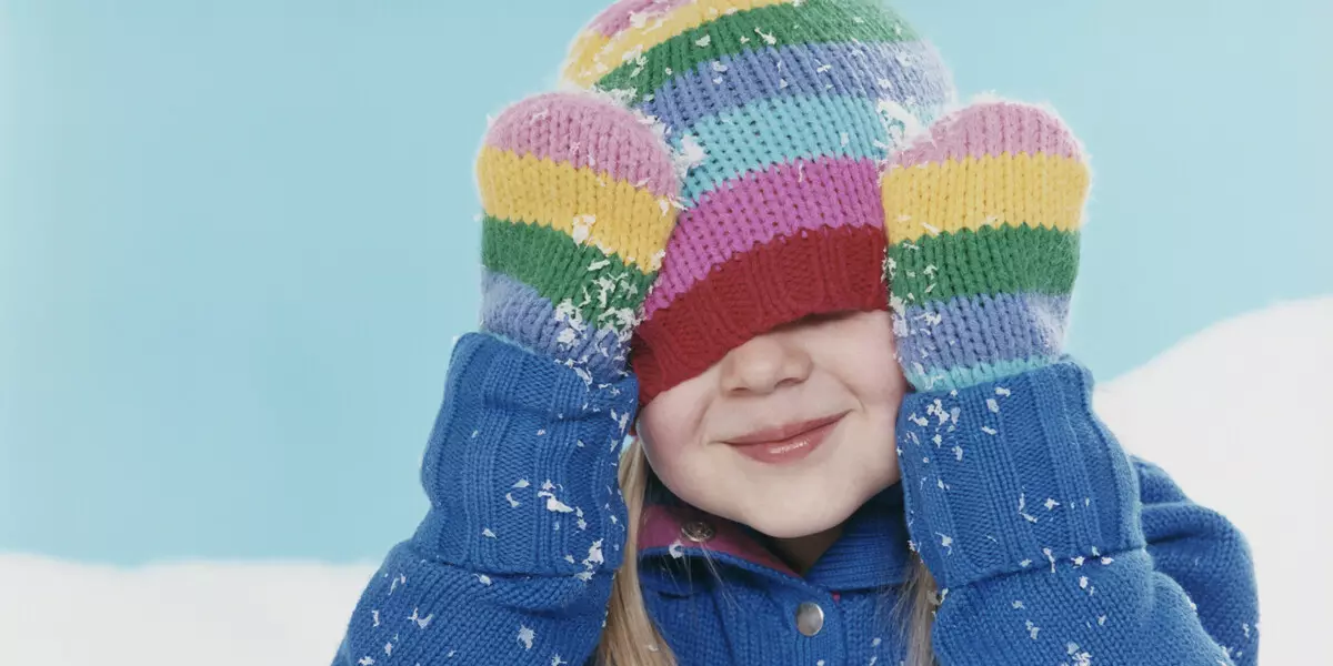 Детски ръкавици без пръсти (127 снимки): Зимни водоустойчиви модели за момичета, размери на маса за деца 13564_125