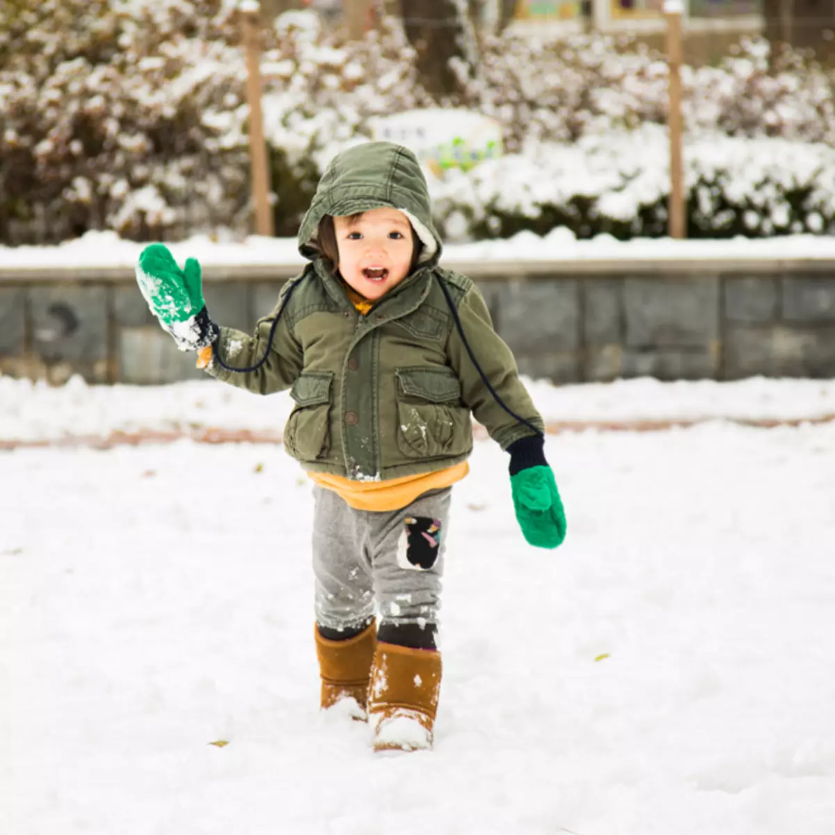 Anak-anak Mittens (127 Foto): Model Tahan Air Musim Dingin untuk Anak Perempuan, Ukuran Tabel untuk Anak-anak 13564_20