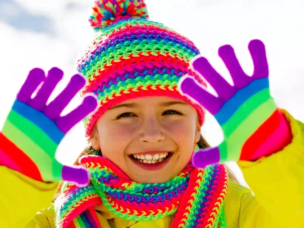 Детски ръкавици без пръсти (127 снимки): Зимни водоустойчиви модели за момичета, размери на маса за деца 13564_31