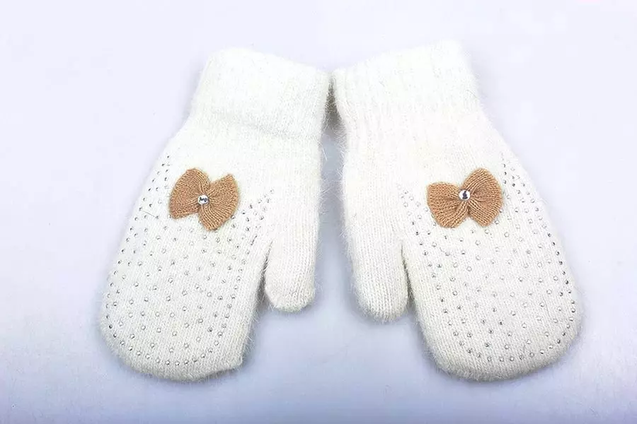 Anak-anak Mittens (127 Foto): Model Tahan Air Musim Dingin untuk Anak Perempuan, Ukuran Tabel untuk Anak-anak 13564_53