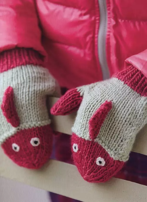 Детски ръкавици без пръсти (127 снимки): Зимни водоустойчиви модели за момичета, размери на маса за деца 13564_93