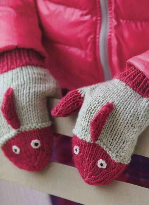 Anak-anak Mittens (127 Foto): Model Tahan Air Musim Dingin untuk Anak Perempuan, Ukuran Tabel untuk Anak-anak 13564_93