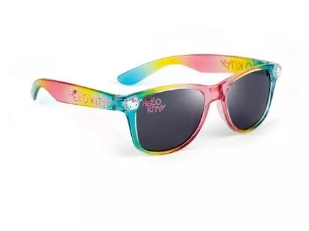 Baby Sunglasses (73 foto): Sunglasses Trendi Anak-anak Nyata, Model untuk Anak-anak, Perlindungan Matahari yang andal 13566_55