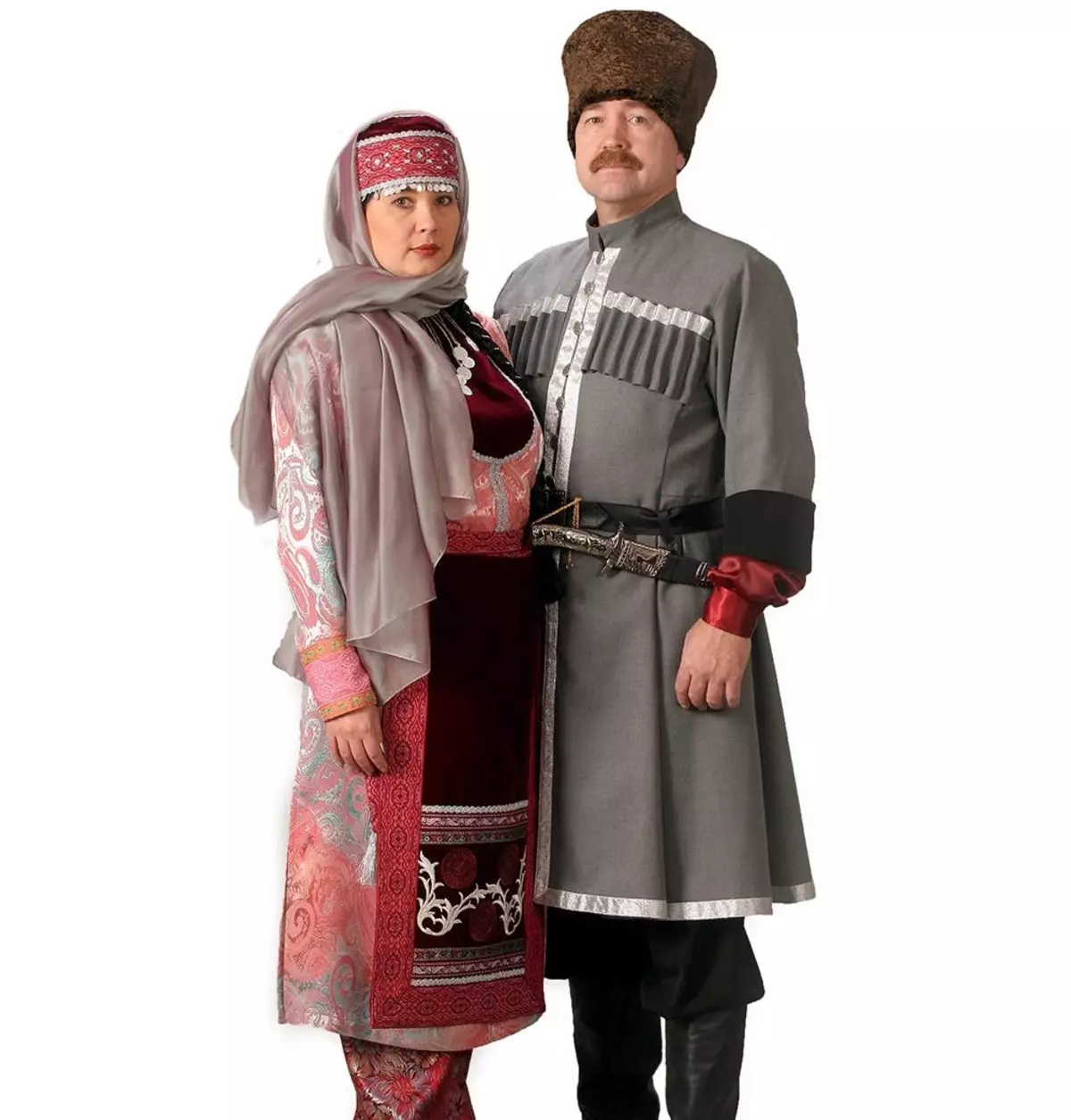 เครื่องแต่งกายแห่งชาติของ Dagestan (34 รูป): ชุด Dagestan หญิงดั้งเดิมและผู้ชาย 1356_13