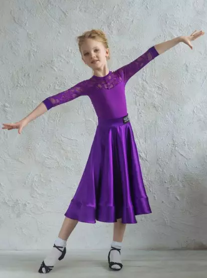 Maudymosi kostiumėlis šokių mergaitėms (69 nuotraukos): vaikų sporto modeliai choreografijai 13574_22