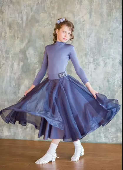 Maudymosi kostiumėlis šokių mergaitėms (69 nuotraukos): vaikų sporto modeliai choreografijai 13574_23