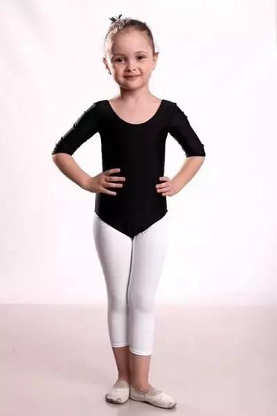 Đồ bơi để nhảy cho các cô gái (69 ảnh): Mô hình thể thao trẻ em cho vũ đạo 13574_53