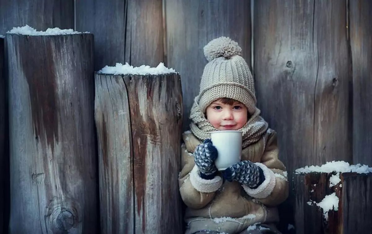 Aseta lasten huivi ja hattu (35 kuvaa): Lapsien käsineet ja käsineet, talven sarja 13576_10
