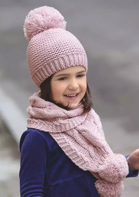 Nastavite otroški šal in klobuk (35 fotografij): rokavice in rokavice za otroke, zimski set 13576_22