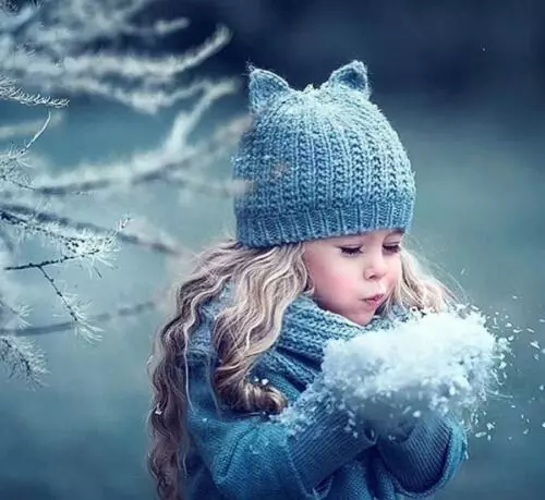 Nastavite otroški šal in klobuk (35 fotografij): rokavice in rokavice za otroke, zimski set 13576_9