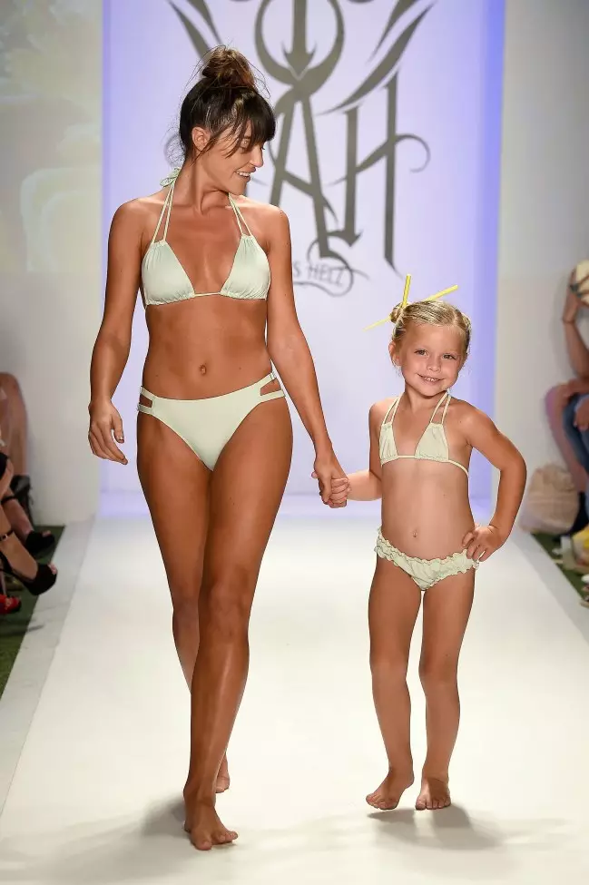 Children's swimwear (122 photos): models for girls and kids, fusion, knitted, white 13579_2