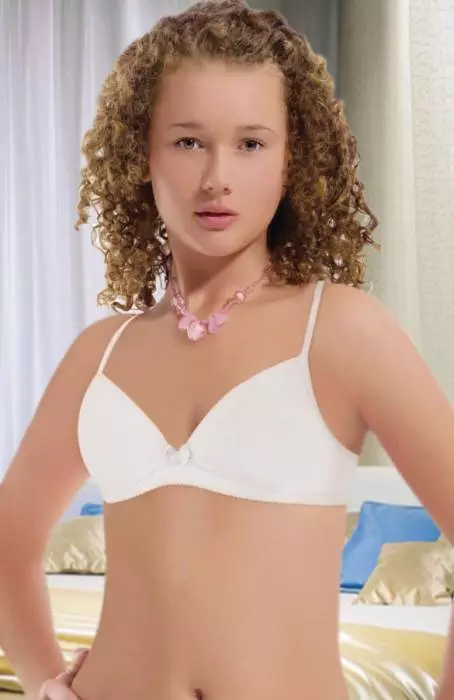 Tüdruk rinnahoidja (81 fotot): teismeliste rinnahoidja 12 kuni 16 aastat, 0 ja 1 suurus, laste tops-rinnahoidjad koos tassidega 13582_8