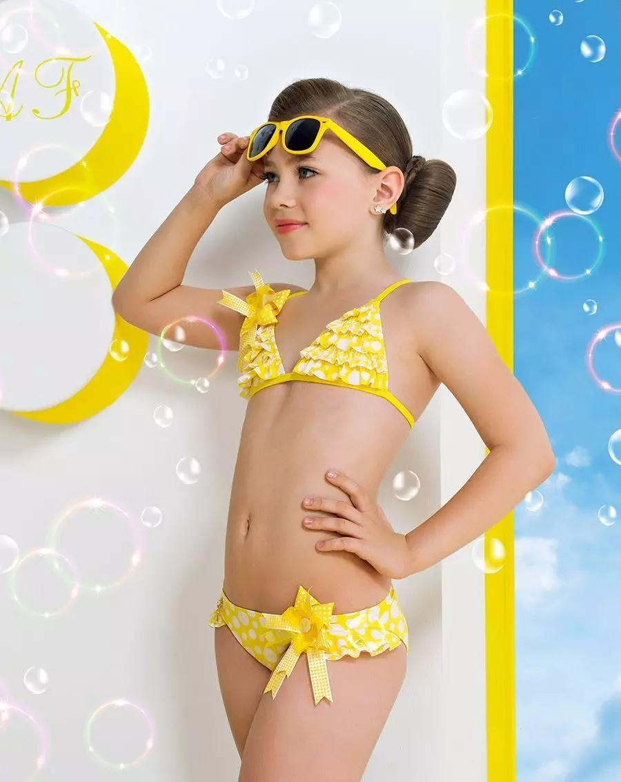 Swimwear për fëmijë për pishinë për vajzat (77 foto): Modeli për notim, rroba banje e mbyllur për fëmijë 13583_38