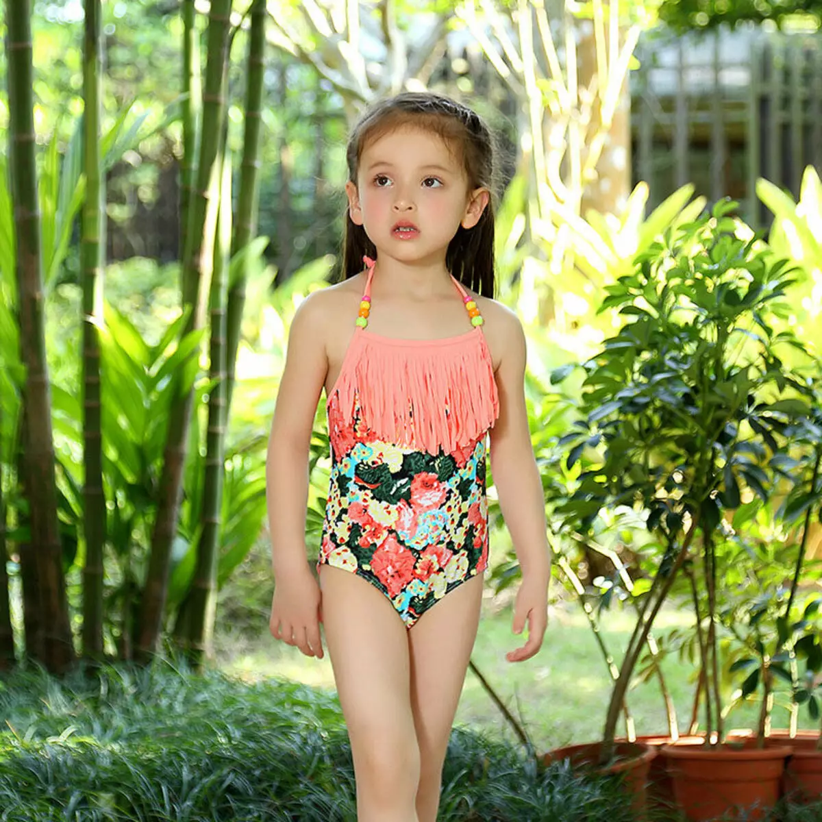 لباس شنا کودکان برای استخر برای دختران (77 عکس): مدل شنا، شنا کودکان بسته بندی شده برای ساحل 13583_48
