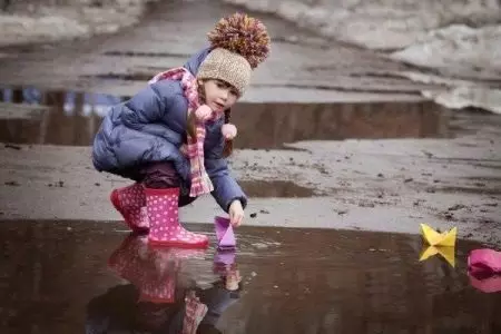 Kinder Gummistiefel (82 Fotos): gewärmt Modelle für Mädchen, Stiefel aus Kotofey, Crocs, Reim, Kapika und Mursu, Bewertungen 13592_82