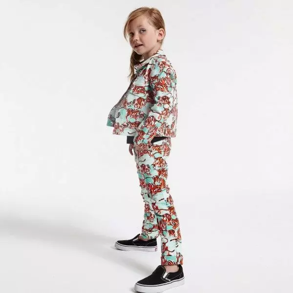 els pantalons curts dels nens de les nenes (75 fotos): per als adolescents de 11 anys d'edat, els models brillants, sabates de les furgonetes, Zara, Kotofey, H & M, en l'operació 13601_71