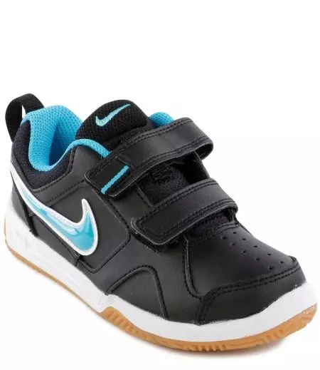 သားသမီးရဲ့ Sneaker Nike က (51 ဓါတ်ပုံ): သားသမီးတို့အဘို့ Nike က Air ကိုမက်စ်, ဘတ်စကက်ဘောနှင့်ဘောလုံးမော်ဒယ်, အဖြူနှင့်အခြားအရောင်များ 13603_29