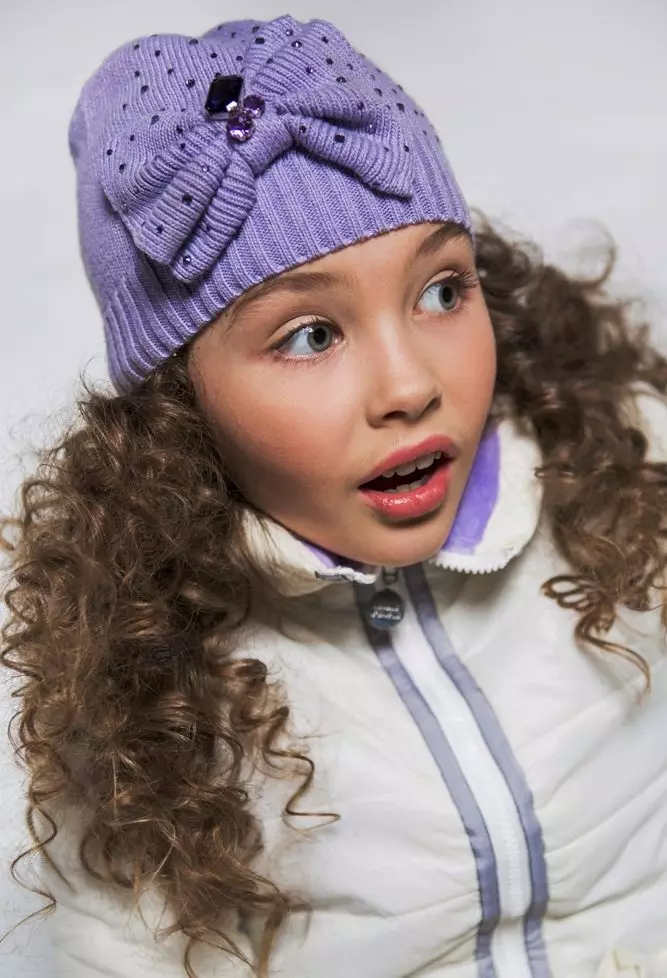 کلاه برای دختران نوجوان 2021 (68 عکس): مدلهای مد روز زمستان و پاییز مدل های خزنده، با Pompon و با گوش 13610_28